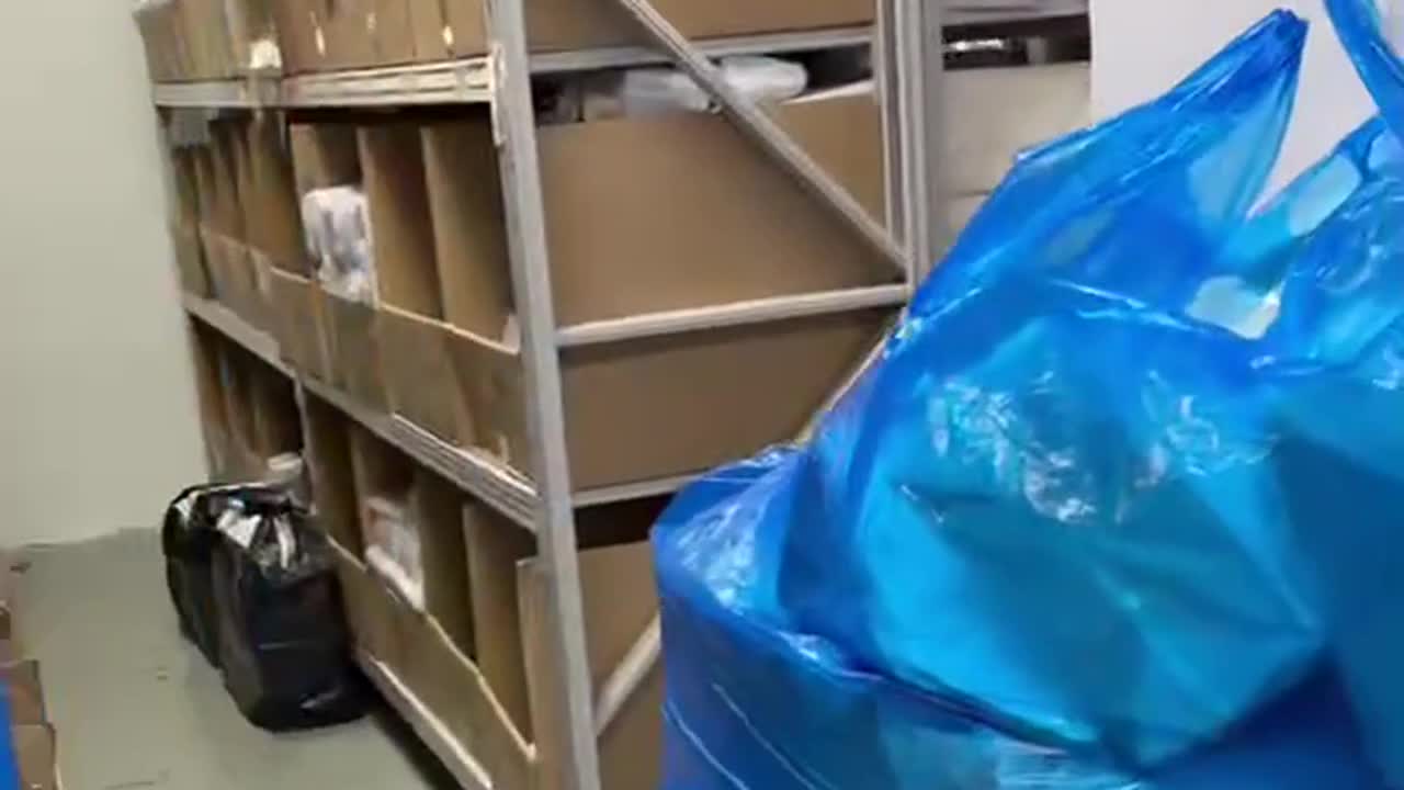 Packed handbags stored by program before shipment from Guangzhou